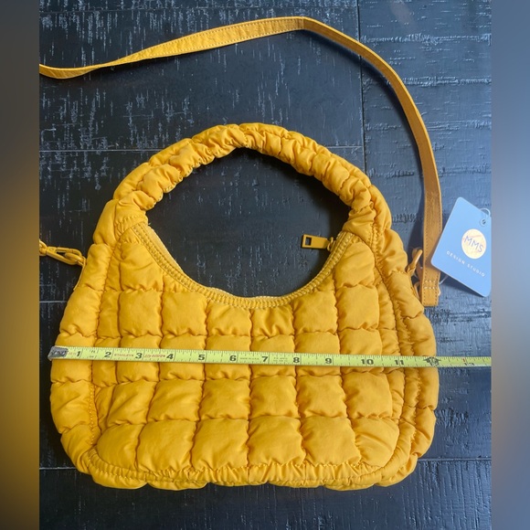 MMS Design Studio - Golden Yellow Quilted Shoulder Bag - Picture 7 of 8